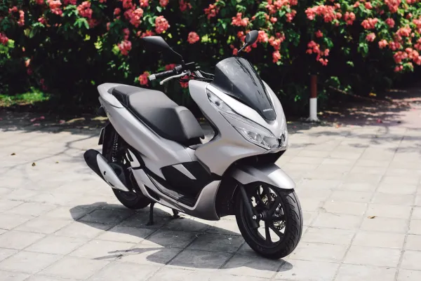 Honda PCX 125 scooter